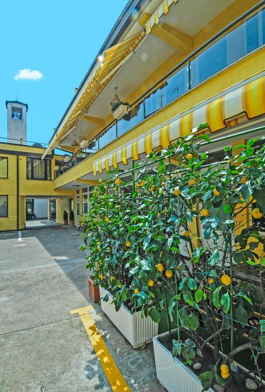 B&B Ai Cipressi ルッカ エクステリア 写真