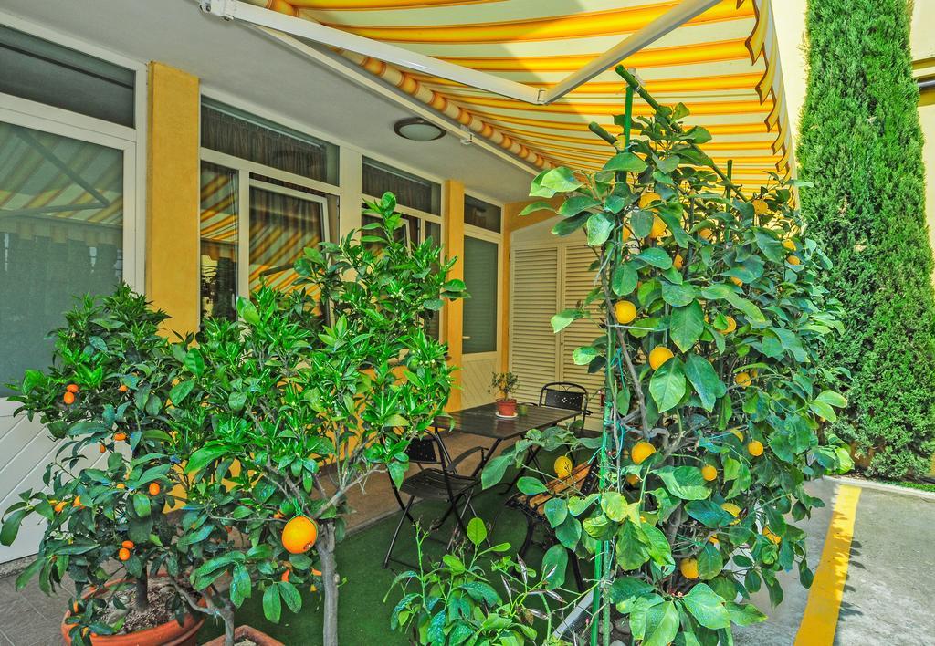 B&B Ai Cipressi ルッカ エクステリア 写真